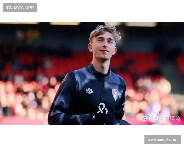 怀森加盟皇马的转会策略解析及其成功经验探讨